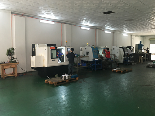 車(chē)房設(shè)備